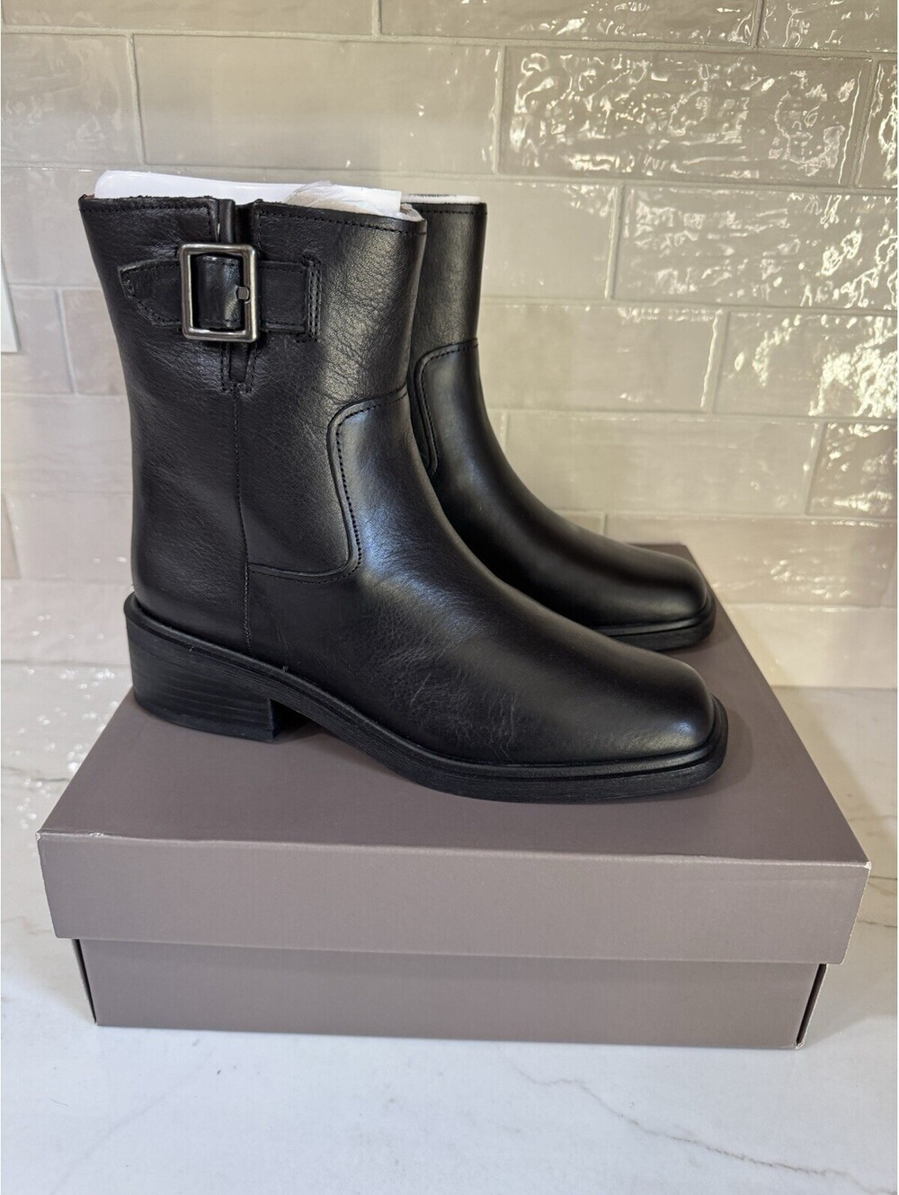 Franco Sarto Women's Gillian Leather Ankle Boots Size 8 READ